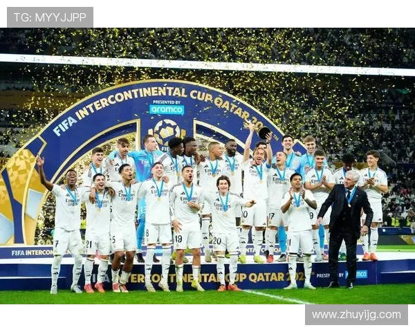 全球足球巨星职业生涯全景回顾与成就分析 全球足球巨星职业生涯全景回顾与成就分析