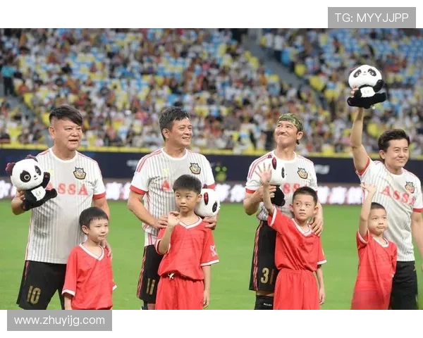 梦想与汗水交织的绿茵传奇我是足球明星漫画的成长之路