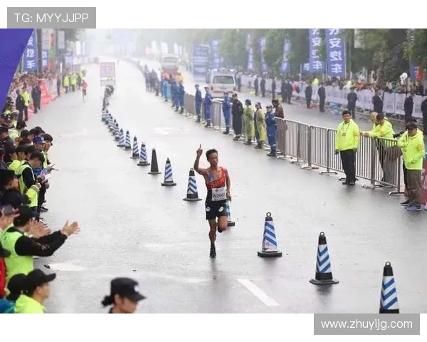 西安排球队在大满贯积分榜上以100分稳居第一位置引发关注