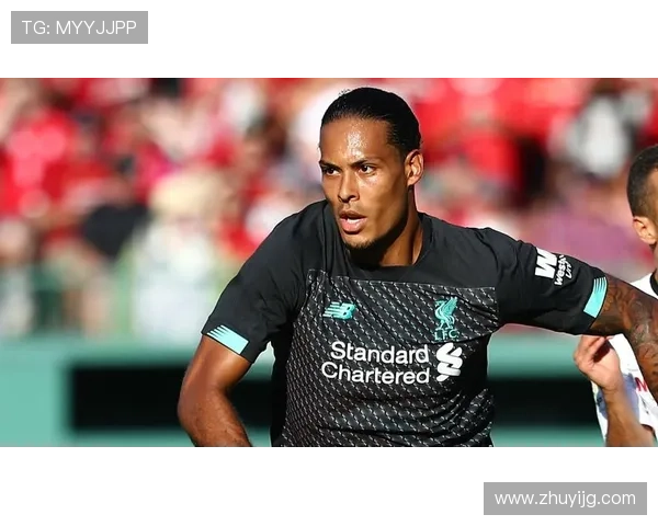 足球明星的恶劣犯规背后隐藏的竞技精神与道德困境分析